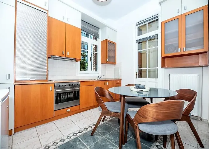 Apartman Forum *